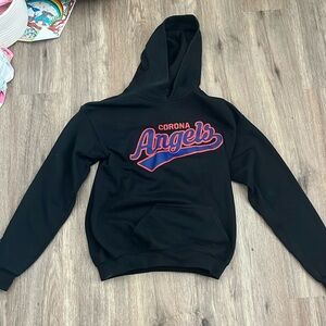 gildan corona angels pull over hoodie